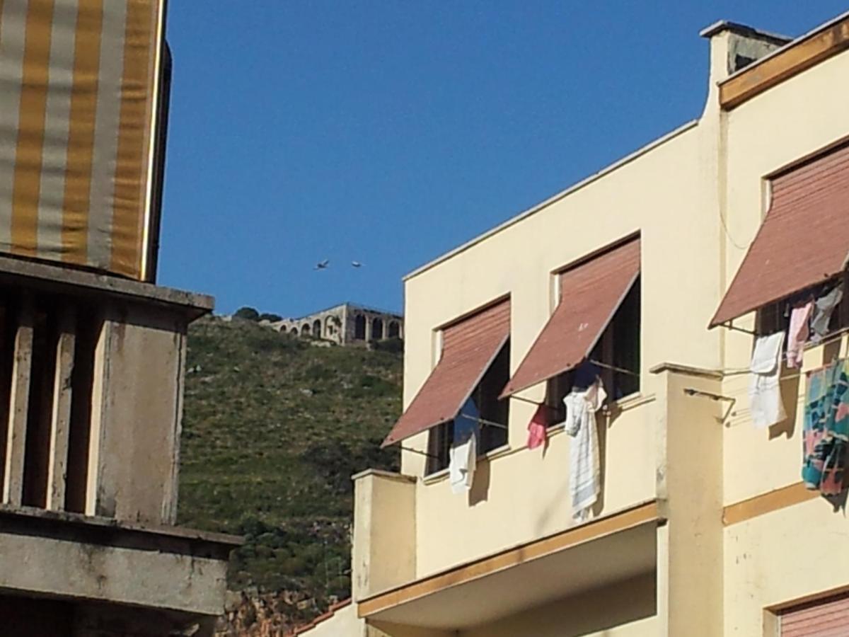 B&B Dimora Di Traiano Terracina Exterior photo